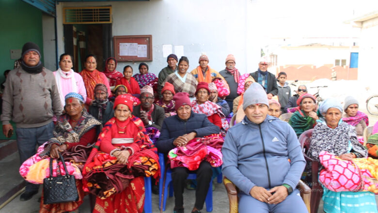 ‘न्यायो कार्यक्रम’ अन्तर्गत ३६ जना जेष्ठ नागरिकलाई सम्मान सहित न्यानो कपडा