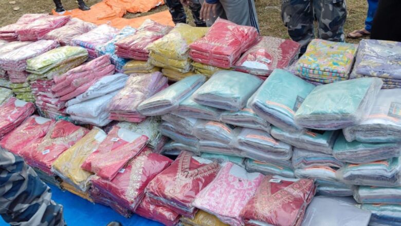 सशस्त्र प्रहरीद्धारा भन्सार छलीका कपडासहित भारतिय नम्बरप्लेटका दुई मोटरसाईक बरामद