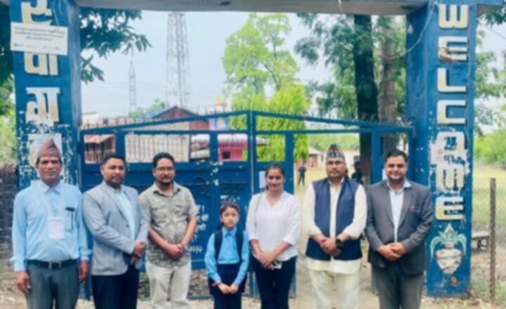 कृष्णपुर २ का वडाध्यक्ष साउदले गरे सन्तानलाई सरकारी स्कूलमा भर्ना