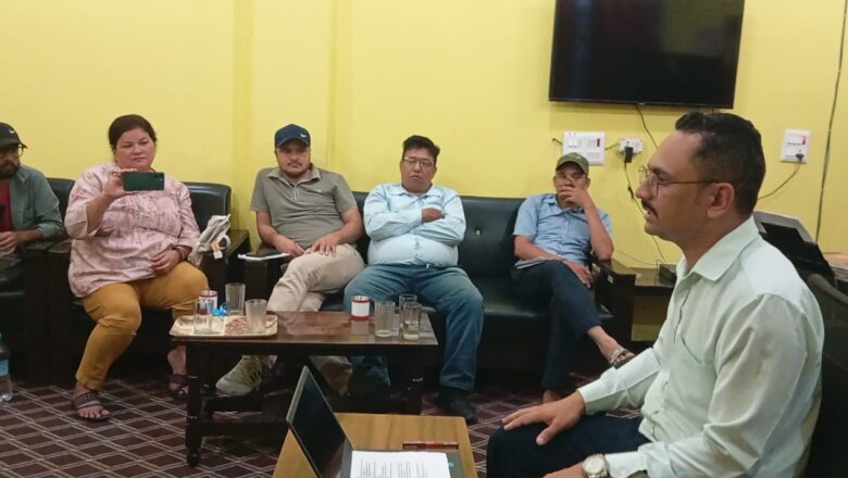 कार्यपालिका बैठक मै वडा अध्यक्षलाई दुव्यवहार र असुरक्षा  !