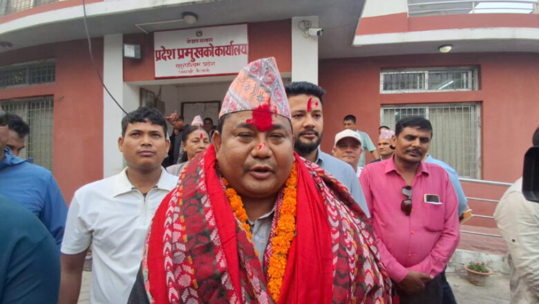मन्त्री भएको डेढ महिना मै बनमन्त्री चौधरी बर्खास्त
