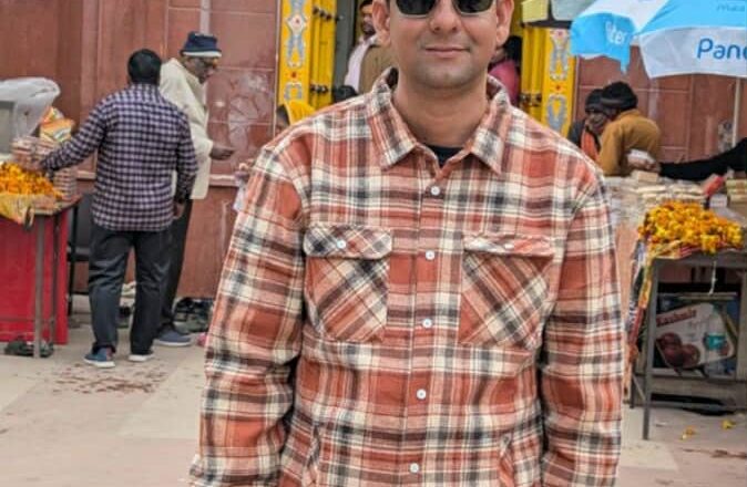 गोल्डमिडिलिष्ट युवा निर्माण व्यवसायी दिपक भट्ट कञ्चनपुर निर्माण व्यवसायी संघ उपाध्यक्षको दौडमा