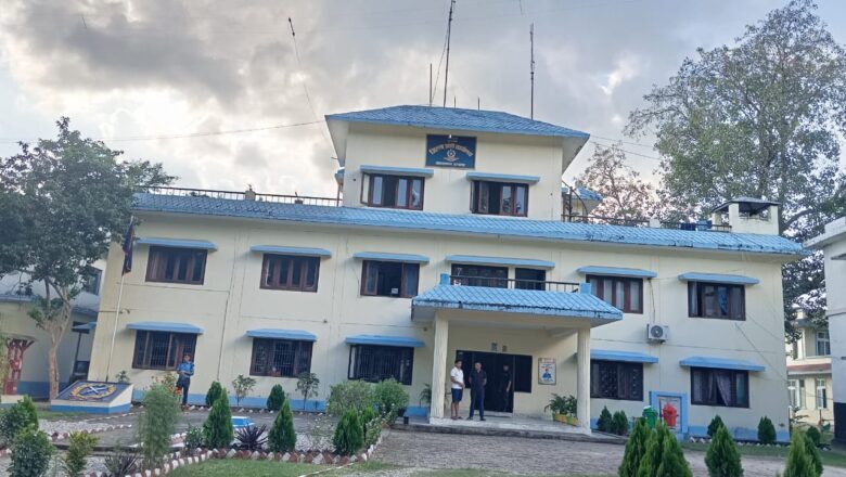 सुख्खा बन्दरगाह निर्माण स्थल नजिक शव भेटियो