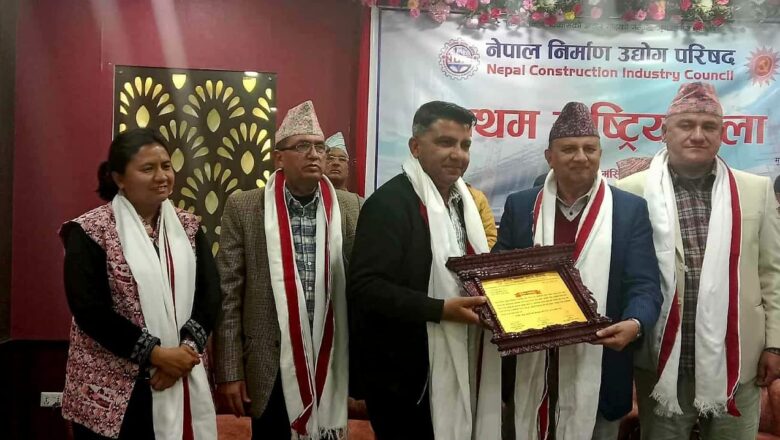 एमालेको सक्रियताले देश पुनः सही दिशामा फर्किदै छ : महासचिव पोखरेल