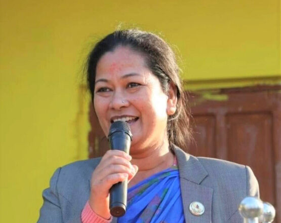 एमाले नेतृ निरुदेवी पालद्वारा केन्द्रीय सदस्य पदमा उम्मेदवारी