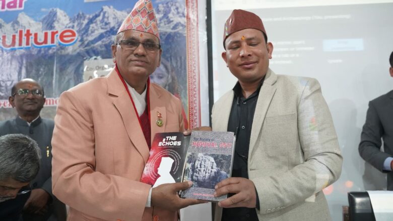 पूर्व मुख्यमन्त्री रावलको पुस्तक भारतको एसएसजे विश्वविद्यालयका विद्यार्थीहरुले अध्ययन गर्ने