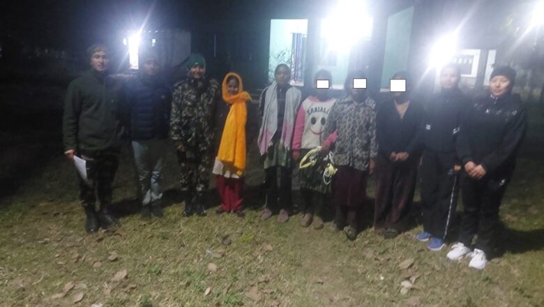 नेपाली सेनाद्धारा तीन किशोरीको उद्धार