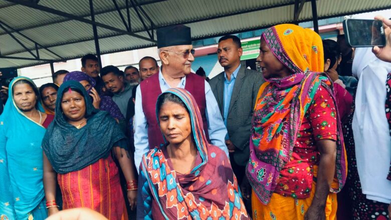 अध्यक्ष ओली समक्ष झोलुङ्गे पुलको माग