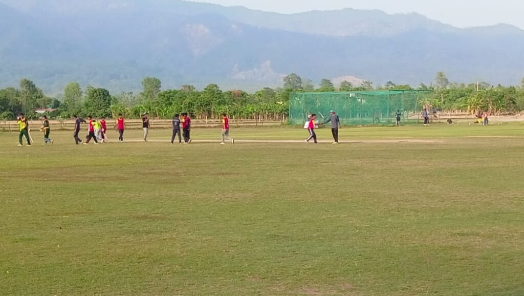 भीमदत्त अन्तर मावि स्तरीय टि–२० क्रिकेट प्रतियोगिता : फाईन प्रवेश गर्न होली फेम्ली र मर्निङ्ग ग्लोरी भिड्दै