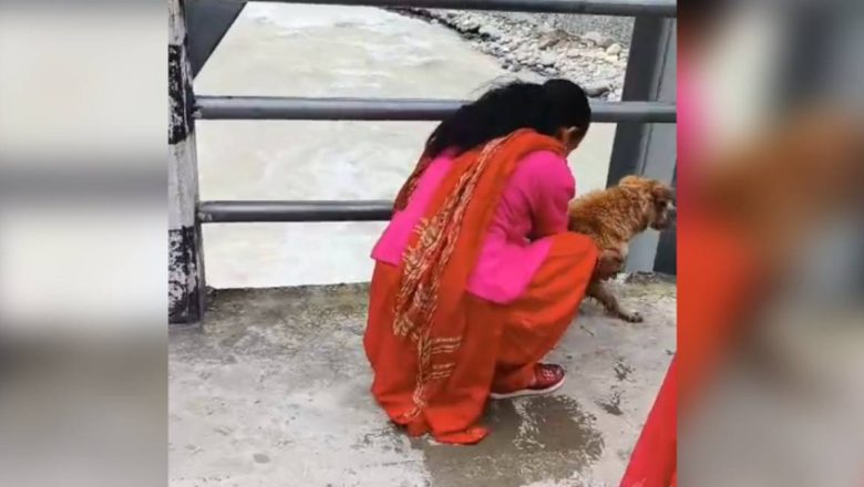 कुकुरलाई नदीमा फाल्ने महिला पक्राउ